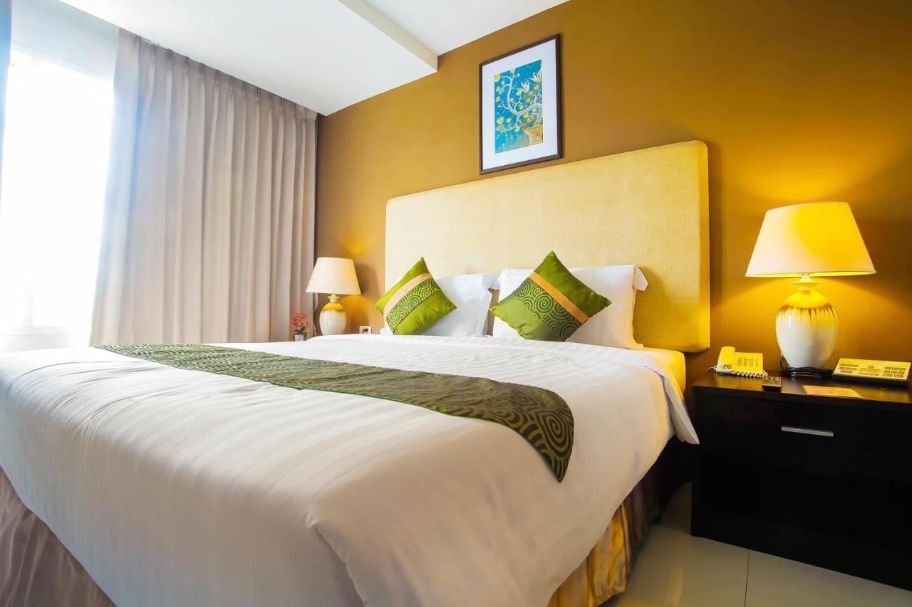The Patra Hotel - Rama 9 Bangkok Exterior photo